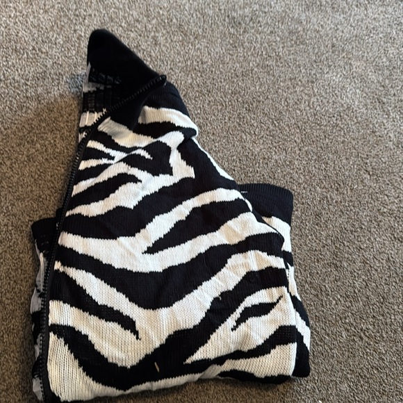 🎄SWEATER🎄 - Picture 7 of 7